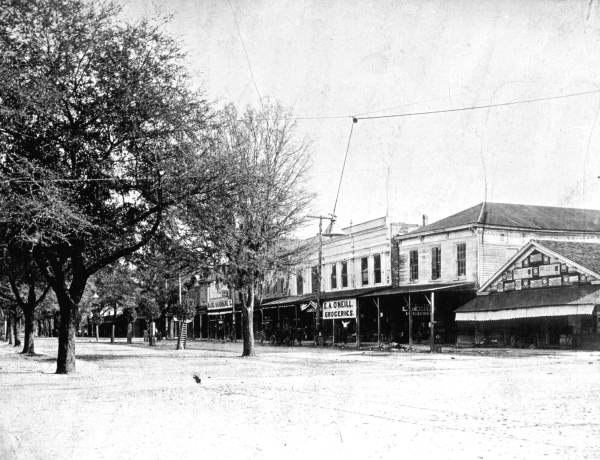 Courthouse square - Gainesville, Florida.