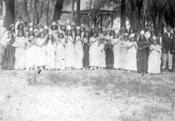 Cuban Club's primary school play at DeSoto Park, Palmetto Beach - Tampa, Florida.