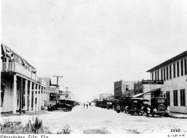 Looking down the center of town - Okeechobee, Florida.