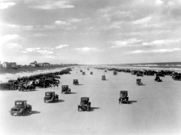 Car filled beach - Daytona Beach, Florida