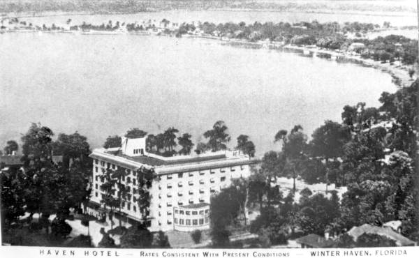 Aerial view of the Haven Hotel by the lake - Winter Haven, Florida