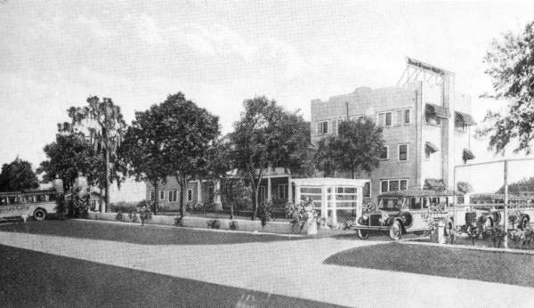 Groves Hotel - Haines City, Florida