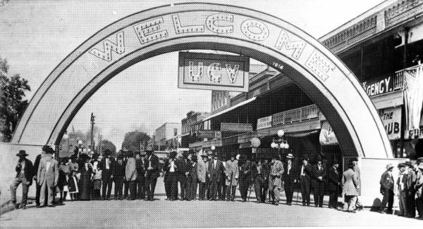United Confederate Veterans on Kentucky Avenue - Lakeland, Florida