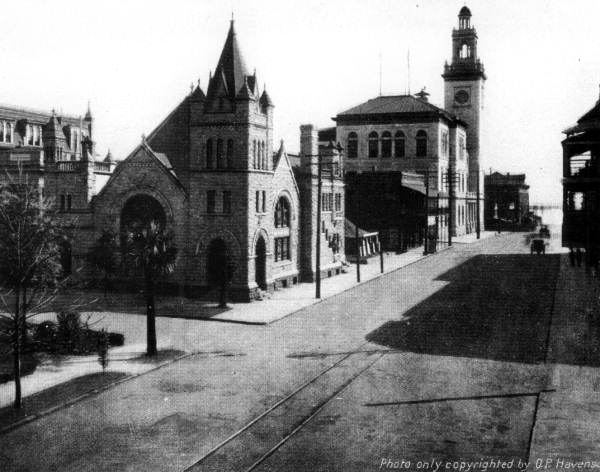 Street scene - Jacksonville, Florida.
