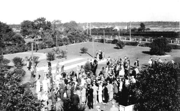 Spectators and participants in Shuffleboard tournament at the Holly Hill Inn