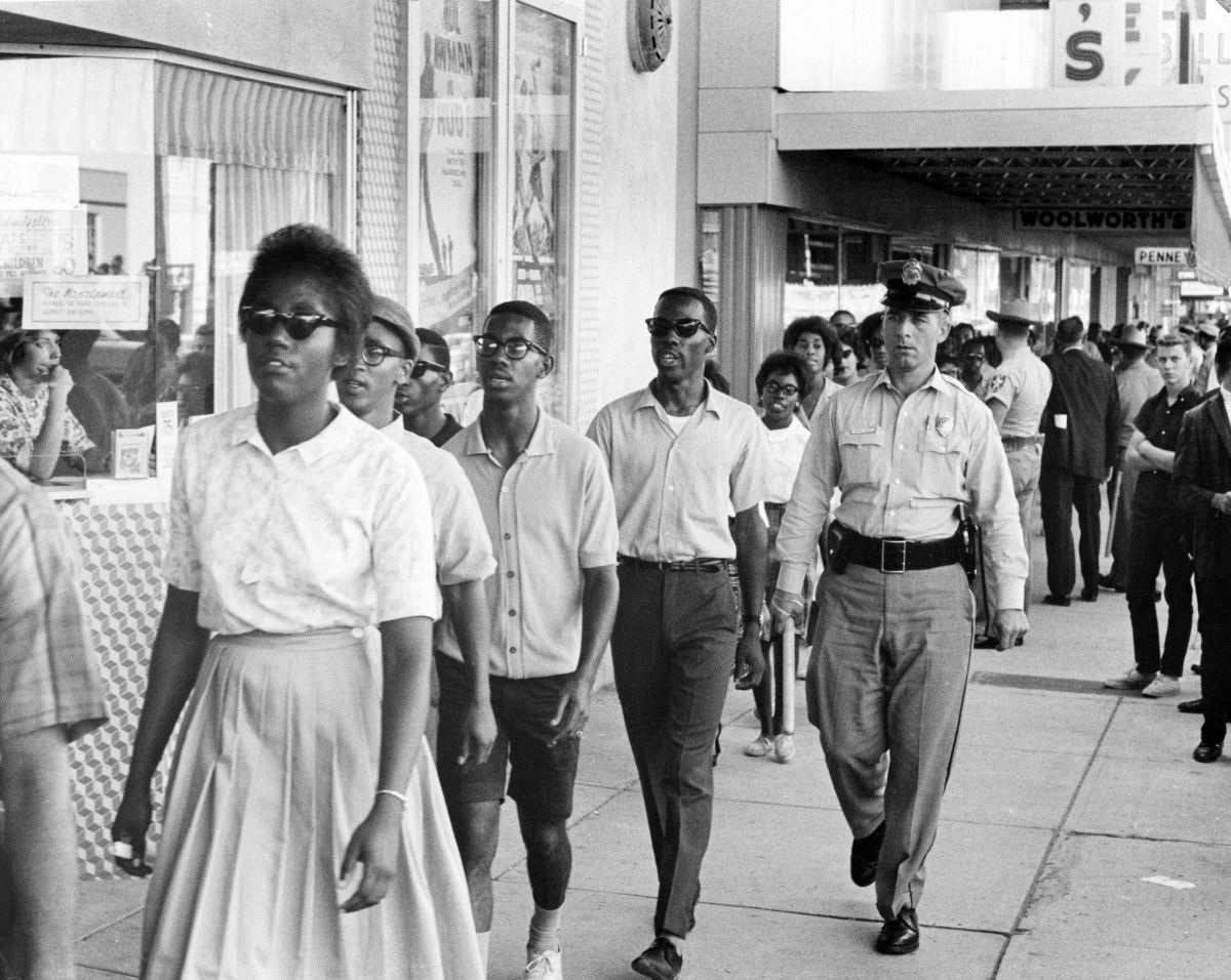 Boycott and picketing of downtown stores - Tallahassee, Florida.