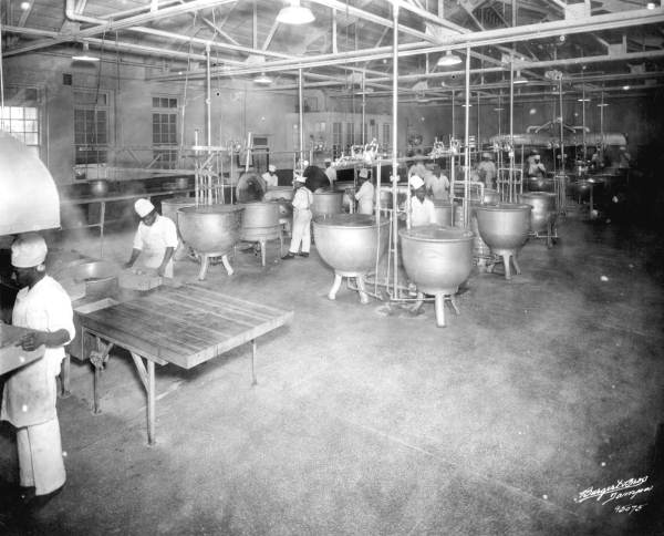 Food preparation at the Florida State Hospital