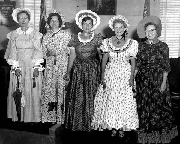 Women's costume winners - Lake City, Florida