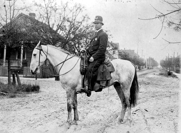 Unidentified policeman on horseback - Pensacola, Florida.