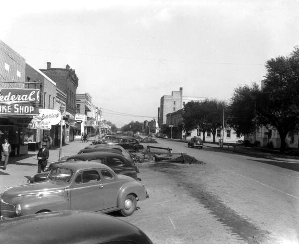 Looking north along Monroe Street by Pensacola Street - Tallahassee, Florida.