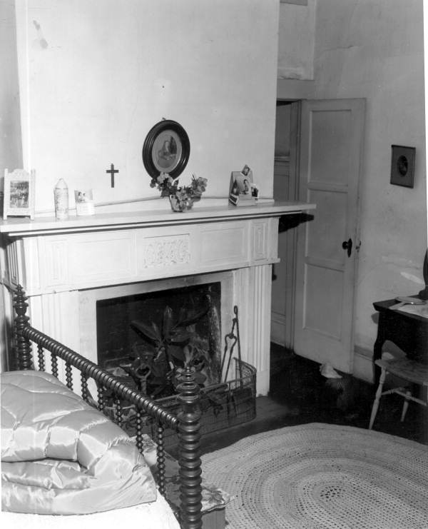 Fireplace at the Lena Moore Clemons home - Monticello, Florida