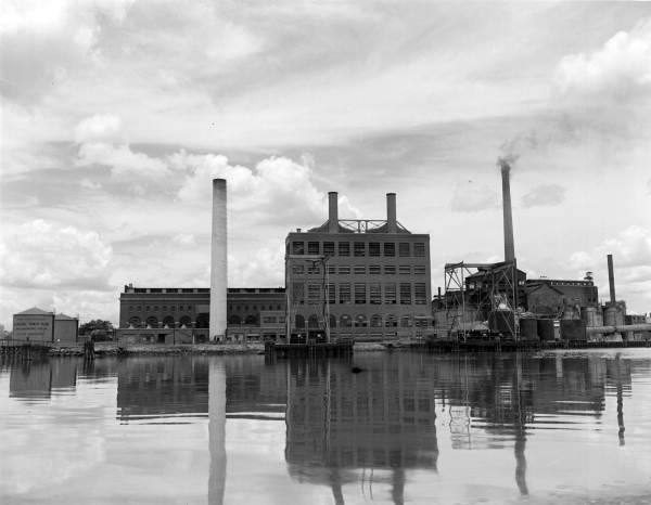 Municipal power plant..