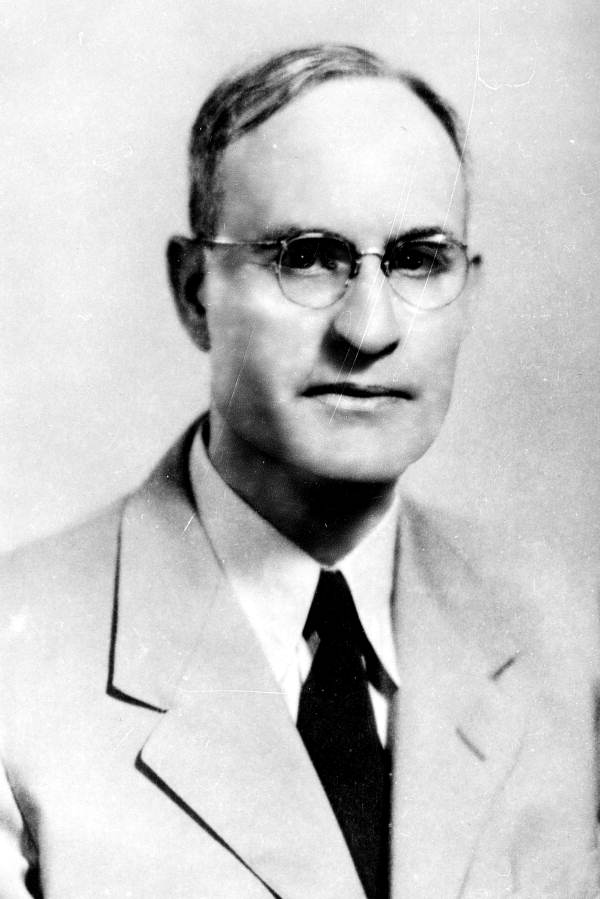 Portrait of Elias Howard Sellards.