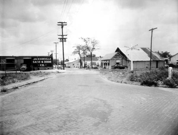 Railroad crossing