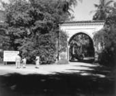 Entrance to the Stotesbury estate, El Mirasol - Palm Beach, Florida