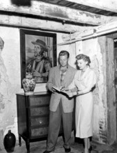 Richard Webb and Mari Aldon sign autographs at Oldest House during "Distant Drums" premiere - Saint Augustine, Florida