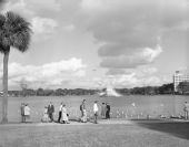 Centennial Fountain in the middle of Lake Eola - Orlando, Florida.
