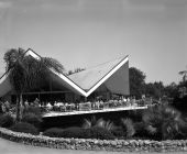 Crowd at the Busch Gardens hospitality house - Tampa, Florida.