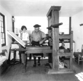 People in costumes with old-fashioned equipment - Saint Augustine, Florida