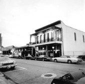 Pensacola street scene at night.