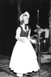 Diane Weldon singing- White Springs, Florida