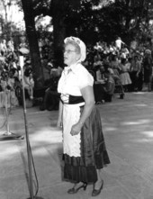 Mrs. Sidney W. Godwin, of Hawthorne, telling a tale of Danish lore- White Springs, Florida