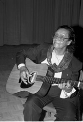 Etta Baker performs for students - Jacksonville, Florida .
