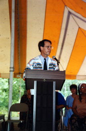 Ormond Loomis speaks at the Florida Folk Heritage Awards - White Springs, Florida .