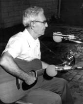 Larry Older of Lake Hamilton performing at the Florida Folk Festival - White Springs, Florida.