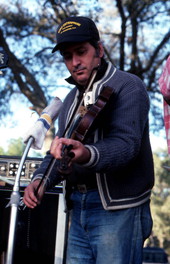 Frank Trivette Sr. playing the fiddle - Orange Springs, Florida