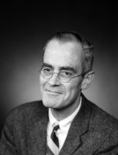 Portrait of Gordon Palmer.