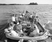 Group boating to Larry Stolts' place at Cabbage Key, Florida.