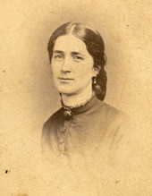 Portrait of Koreshan Clementine "Tinne" Scott.