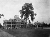 New Ocklawaha Hotel - Eustis, Florida