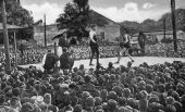 Jess Willard and Jack Phelan boxing - Camp Joseph E. Johnston