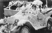 M.L. Dekle entry in the Satsuma Festival parade