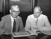 Miami Herald ownership transfers from Frank Shutts to John S. Knight