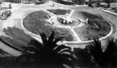 Aerial view of the fountain.