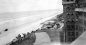 Clarendon Hotel at the beach in Seabreeze.