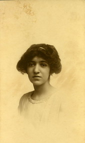 Portrait of Janet Laurie Byrd (later Plant) - Tallahassee, Florida.