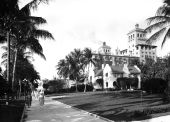 View of Palm Beach with the Alba Hotel.