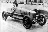 Harry Hartz in his race car.