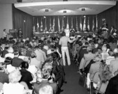 Florida Governor Reubin Askew holding a cabinet meeting