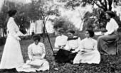 FSCW's art students sketching outdoors - Tallahassee, Florida