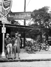 Soldiers on street corner - Starke, Florida