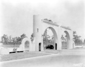 Entrance gate to Maryland Manor subdivision - Tampa, Florida