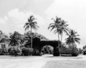 Bayside (Commercial) entrance - Coral Gables, Florida