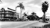 Street scene along Central Avenue - Umatilla, Florida.