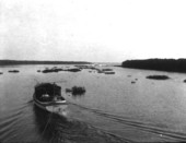 Entrance to Pelican Lake