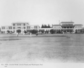 Golfers on the green of the Miami Beach Municipal Golf Course